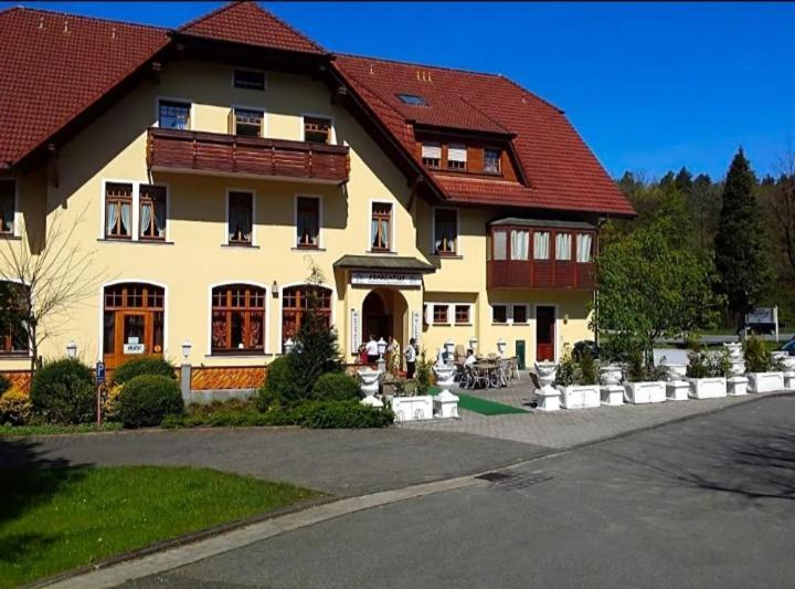 Gasthaus Pension Doerenkrug - Restaurant Augustdorf Exteriér fotografie